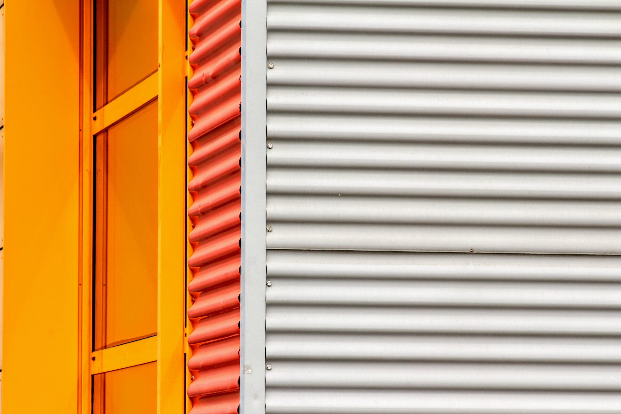 full-frame-shot-yellow-wall-minimal-architecture